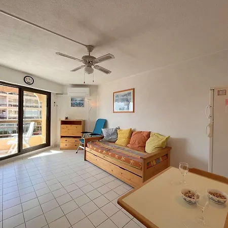 2 Pieces A Frejus, Proche Apartment