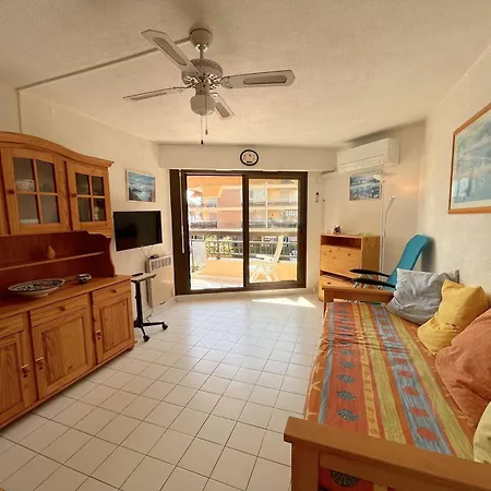 2 Pieces A Frejus, Proche Apartment *