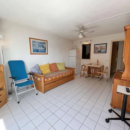 2 Pieces A Frejus, Proche Apartment *